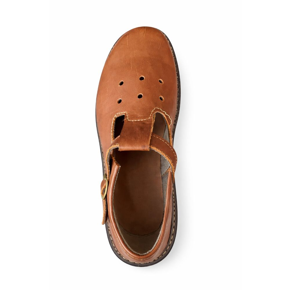 Classic Brown Closed Toe Clog Sandals with Adjustable Strap
